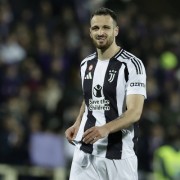 虚惊！热身赛加蒂主动要求换人&amp;一瘸一拐离场，图多尔：只是抽筋