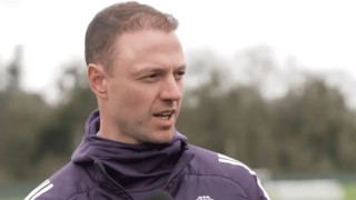 埃文斯：刚当曼联助教有点怪，马奎尔还是我搭档现要指导他